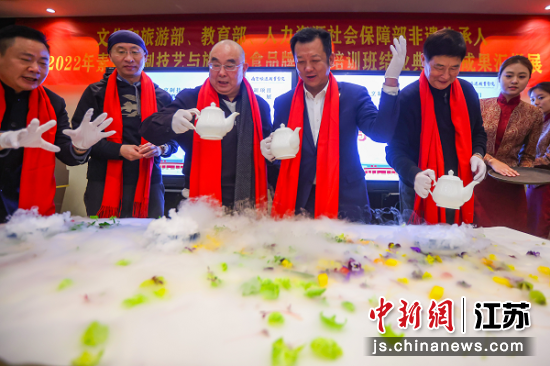 结业典礼暨成果展在beat365官方网站举办。中新社记者泱波摄